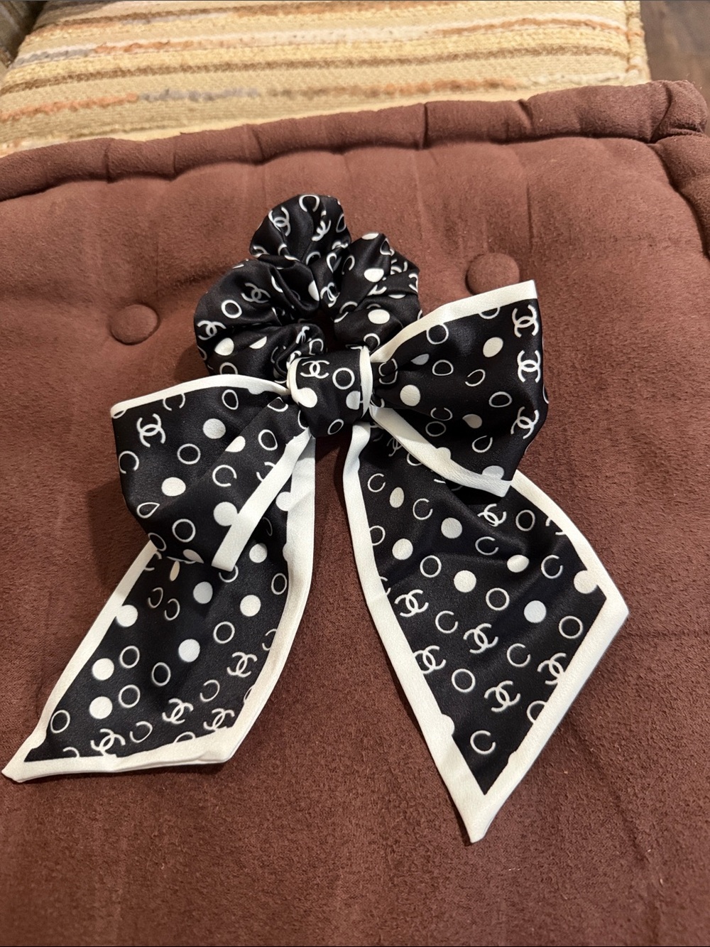 Designer-Inspired Black & White Bow Scrunchie Hair Tie